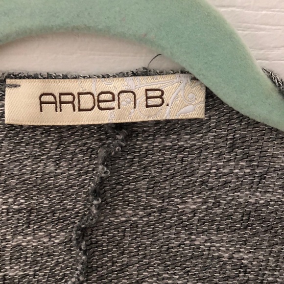 Arden B short sleeve cardigan gray and white xs/s - Picture 2 of 4